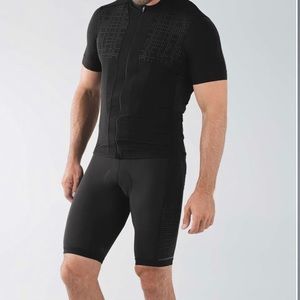 Lululemon men’s Sea to Sky full cycling kit, size M